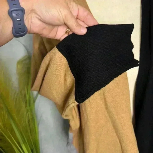 Chico’s S/M Black & Gold Color Block Long Sleeve Cardigan Sweater - Picture 2 of 11